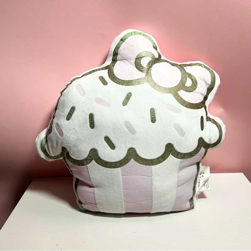 Y2K 2000s mcbling Sanrio hello kitty cafe cupcake pillow